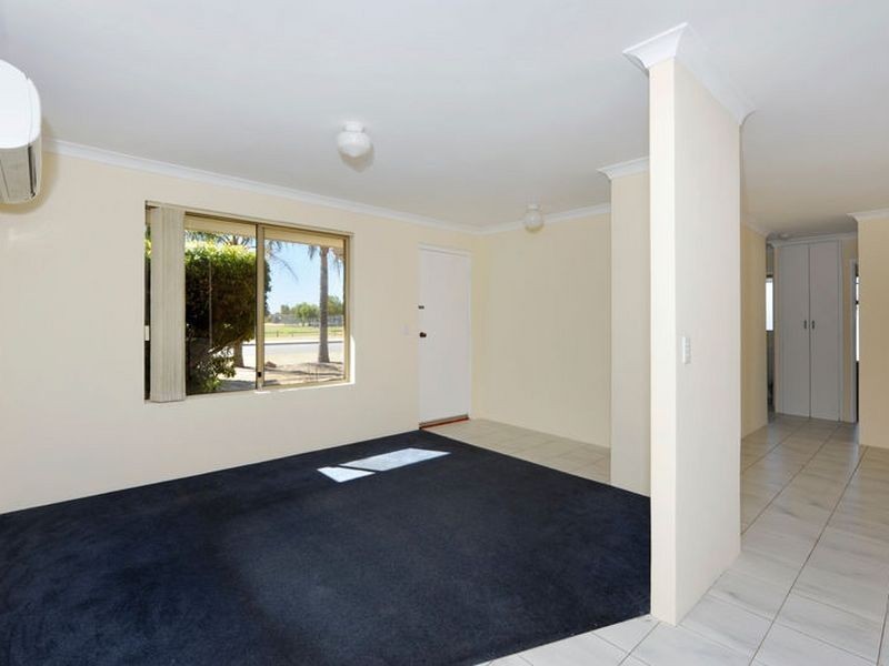 6 Gibb Road, Waikiki WA 6169