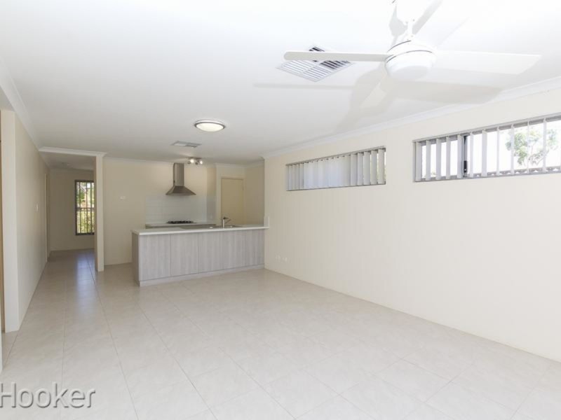 14 Somerford Promenade, Wellard WA 6170