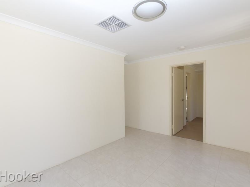 14 Somerford Promenade, Wellard WA 6170