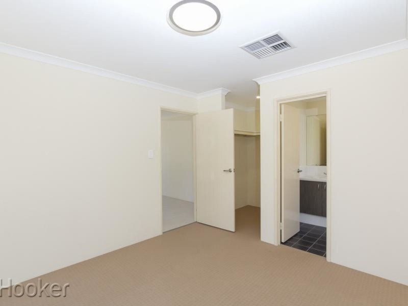 14 Somerford Promenade, Wellard WA 6170
