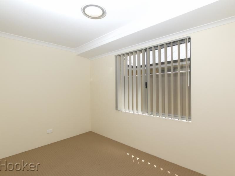 14 Somerford Promenade, Wellard WA 6170