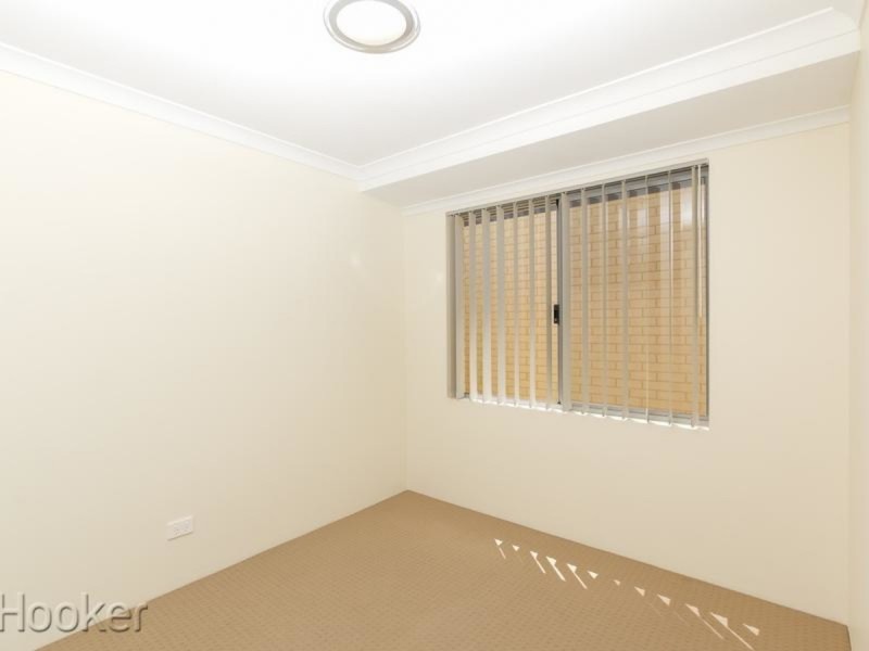 14 Somerford Promenade, Wellard WA 6170