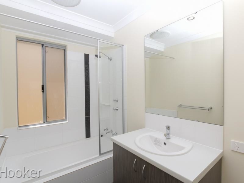 14 Somerford Promenade, Wellard WA 6170