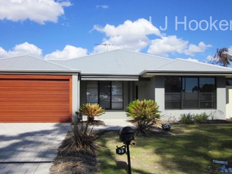 33 Runnymede Gate, Wellard WA 6170