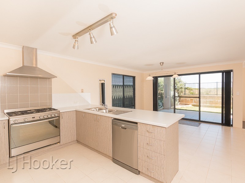 13 Bremen Lane, Port Kennedy WA 6172