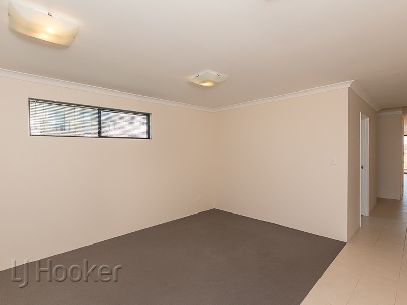 13 Bremen Lane, Port Kennedy WA 6172