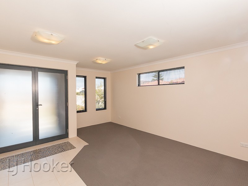 13 Bremen Lane, Port Kennedy WA 6172