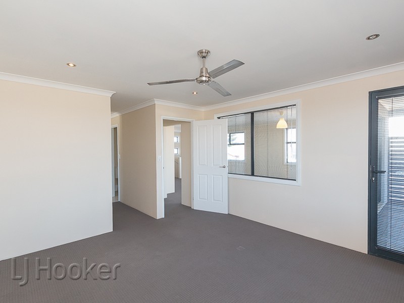 13 Bremen Lane, Port Kennedy WA 6172