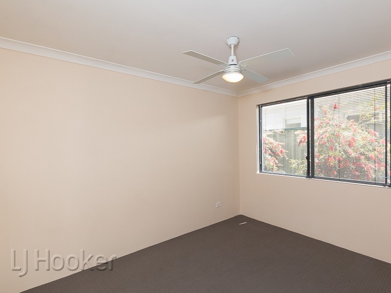 13 Bremen Lane, Port Kennedy WA 6172