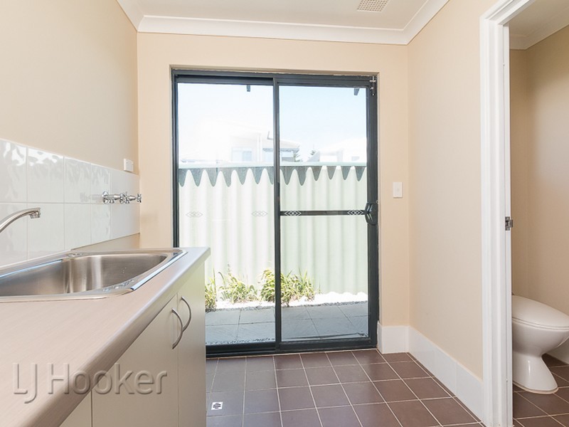 13 Bremen Lane, Port Kennedy WA 6172