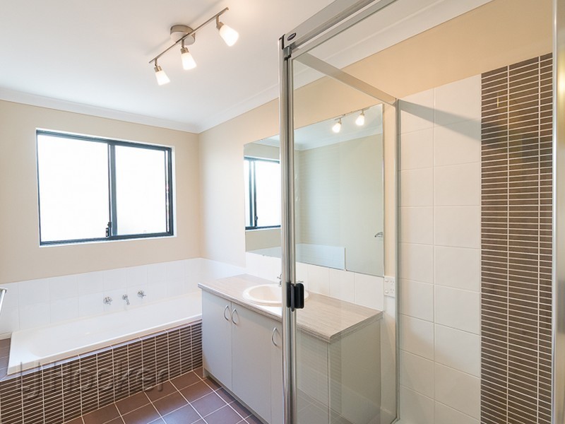 13 Bremen Lane, Port Kennedy WA 6172