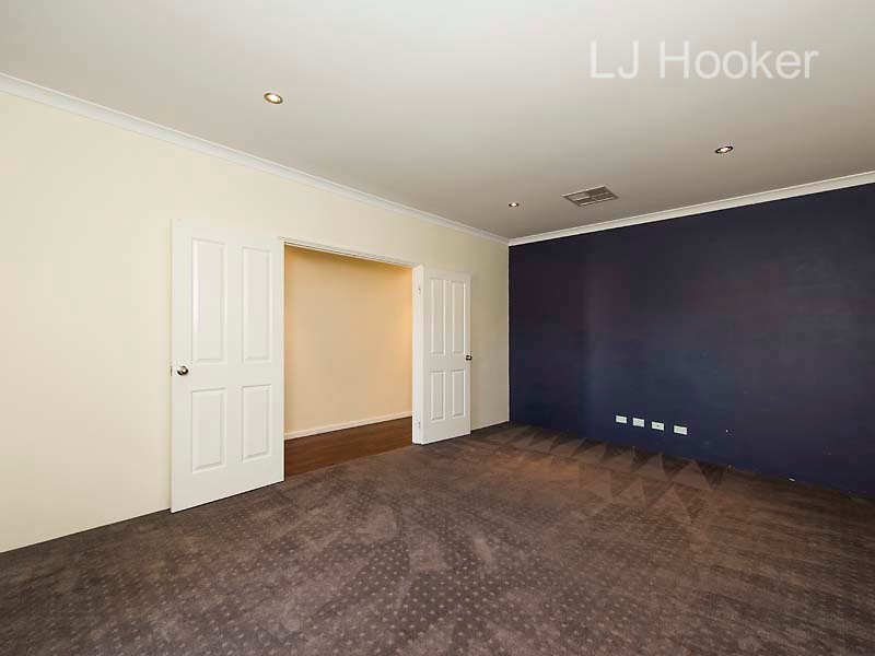 21 Bramston Circus, Secret Harbour WA 6173