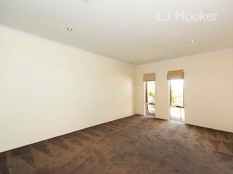 21 Bramston Circus, Secret Harbour WA 6173