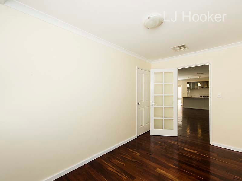 21 Bramston Circus, Secret Harbour WA 6173