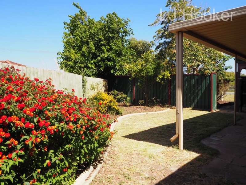 31 Lynda Crescent, Cooloongup WA 6168