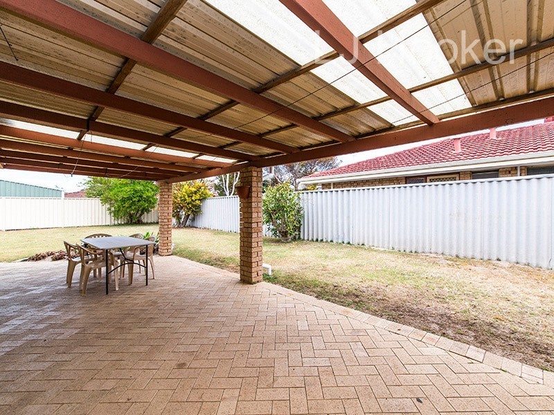 13 Woodbridge Drive, Cooloongup WA 6168