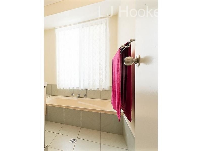 14 Mayflower Close, Port Kennedy WA 6172