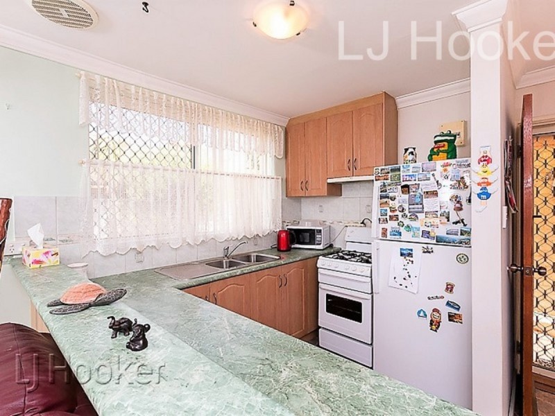 14 Mayflower Close, Port Kennedy WA 6172