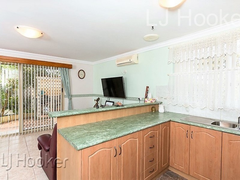 14 Mayflower Close, Port Kennedy WA 6172