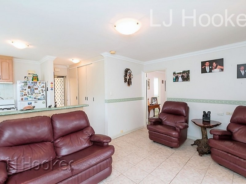 14 Mayflower Close, Port Kennedy WA 6172