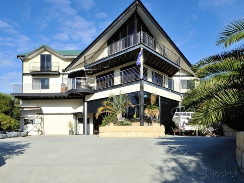 11 St Malo Cove, Warnbro WA 6169
