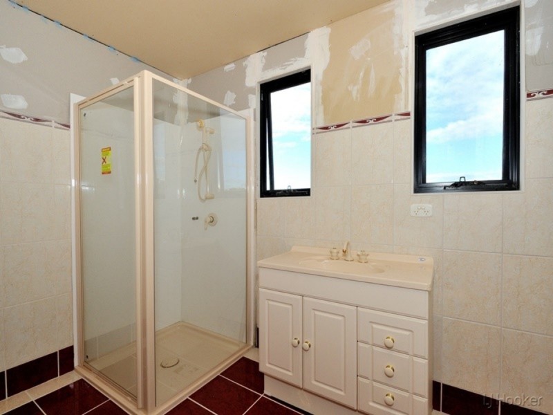 11 St Malo Cove, Warnbro WA 6169