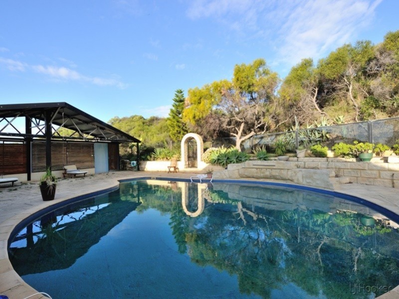 11 St Malo Cove, Warnbro WA 6169