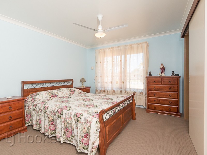 28 Caribbean Drive, Safety Bay WA 6169