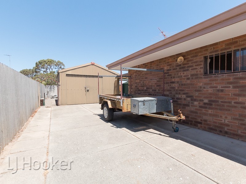 28 Caribbean Drive, Safety Bay WA 6169