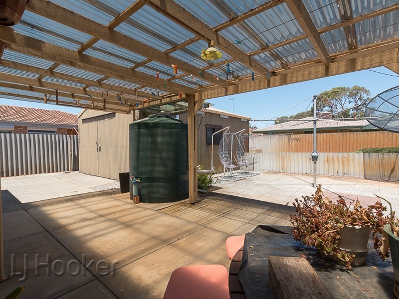 28 Caribbean Drive, Safety Bay WA 6169