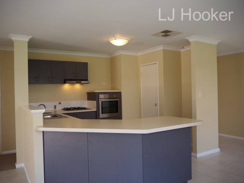 6 Dunsky Pass, Secret Harbour WA 6173