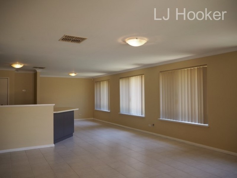 6 Dunsky Pass, Secret Harbour WA 6173