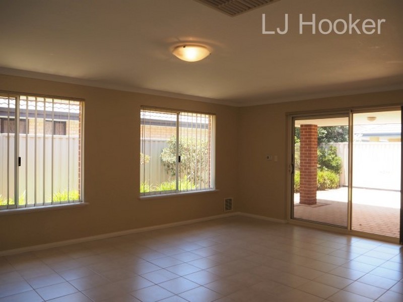 6 Dunsky Pass, Secret Harbour WA 6173