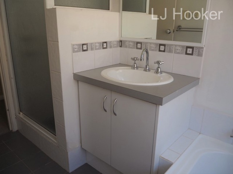 6 Dunsky Pass, Secret Harbour WA 6173