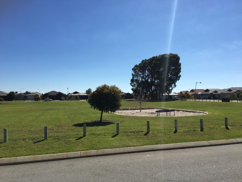 6 Dunsky Pass, Secret Harbour WA 6173