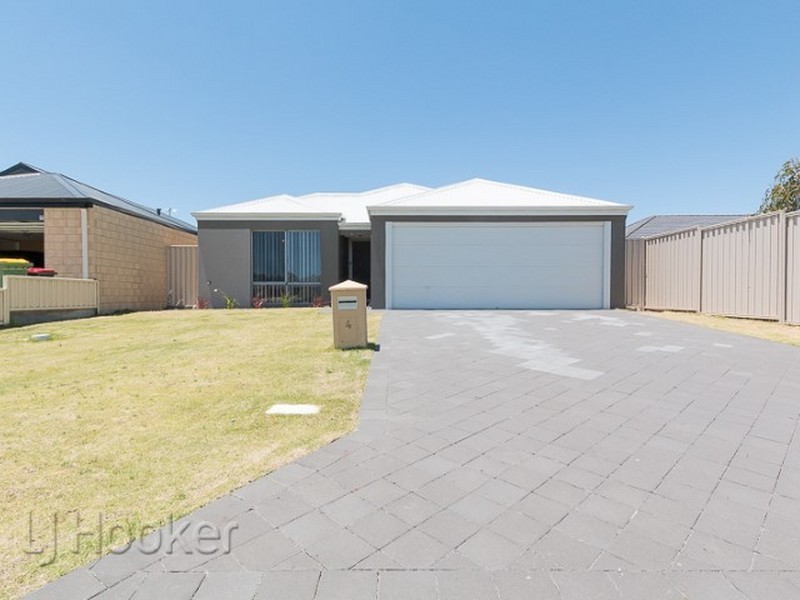 4 Jims Crescent, Secret Harbour WA 6173