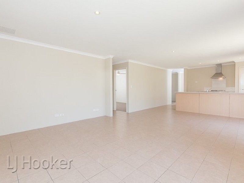 4 Jims Crescent, Secret Harbour WA 6173