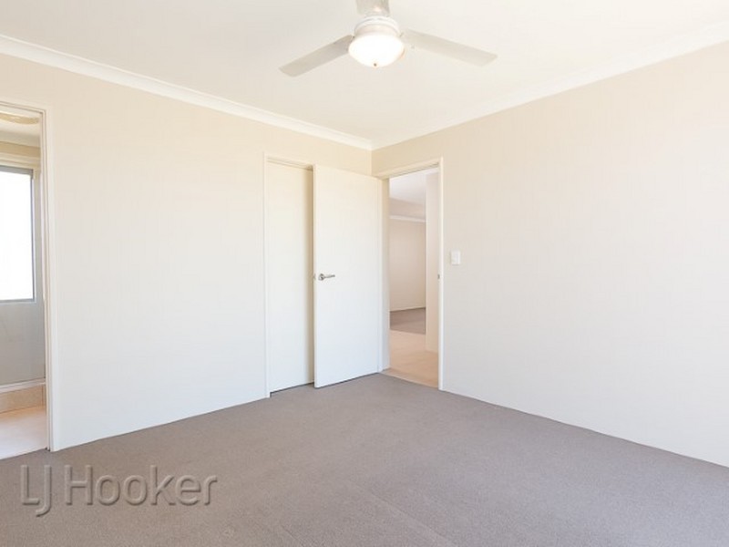 4 Jims Crescent, Secret Harbour WA 6173