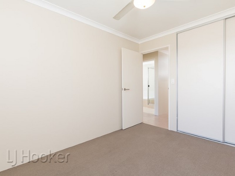 4 Jims Crescent, Secret Harbour WA 6173