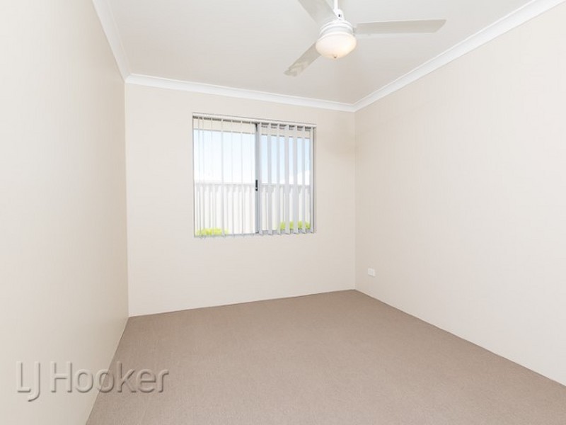 4 Jims Crescent, Secret Harbour WA 6173