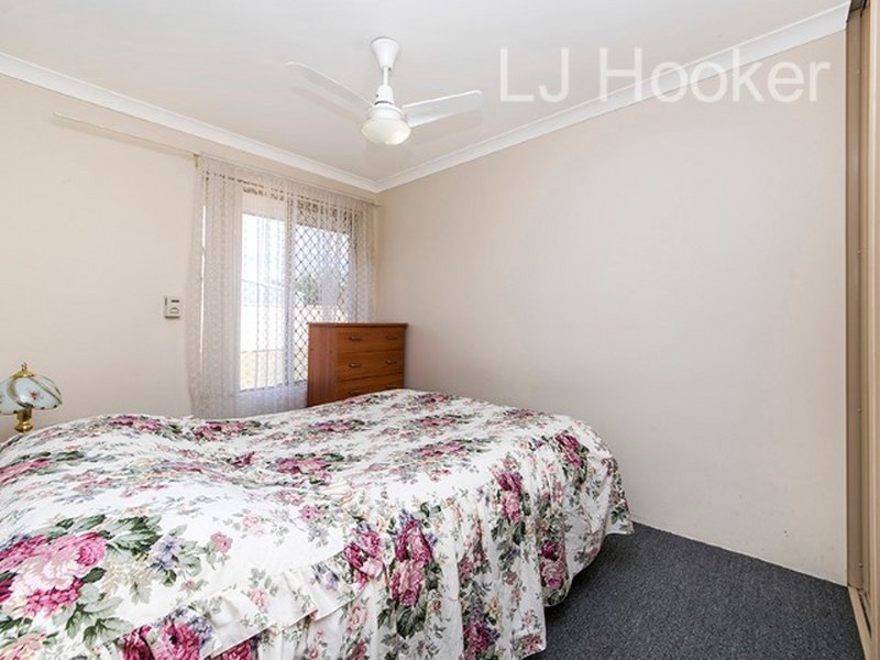 13 Woodbridge drive, Cooloongup WA 6168