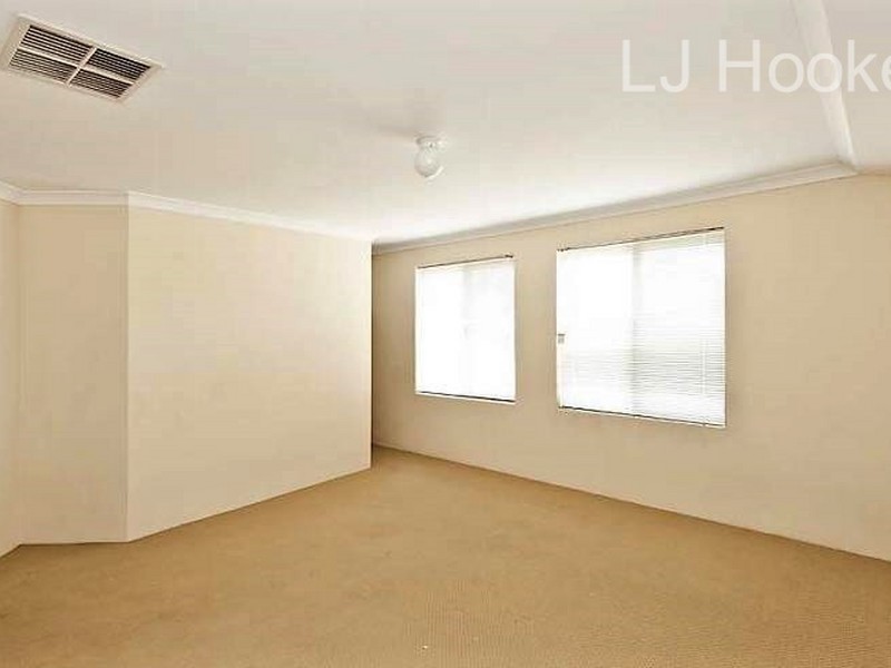 7 Langston Close, Port Kennedy WA 6172