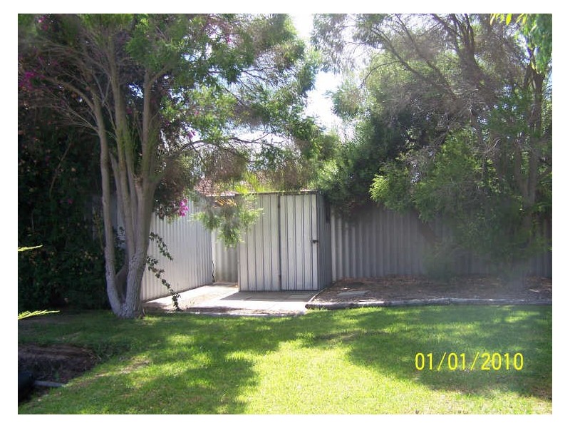 9 Jaugle Place, Waikiki WA 6169