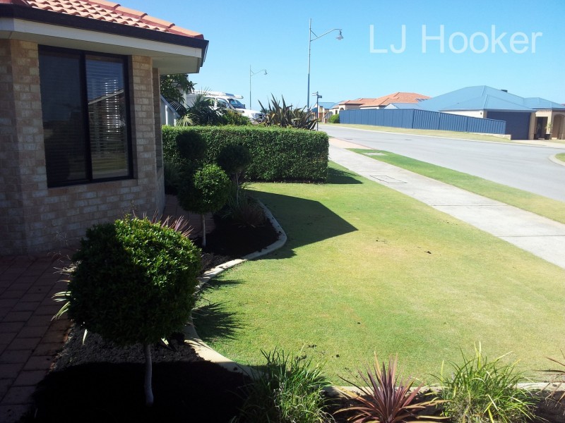 7 Maidstone Way, Secret Harbour WA 6173