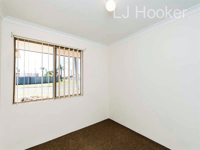 14 McLean Street, Rockingham WA 6168