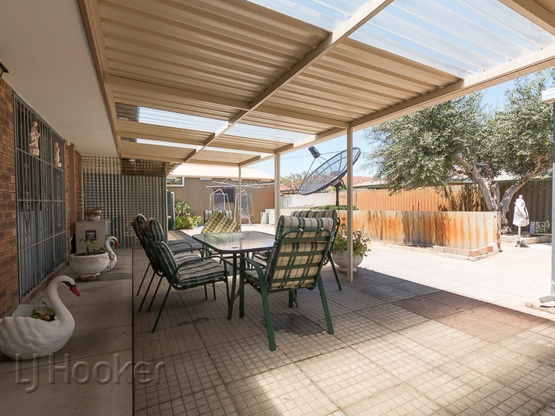 28 Carribean Drive, Safety Bay WA 6169