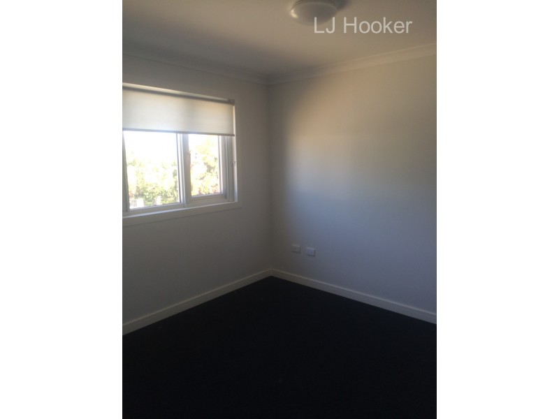 8/18 Thorpe Street, Rockingham WA 6168