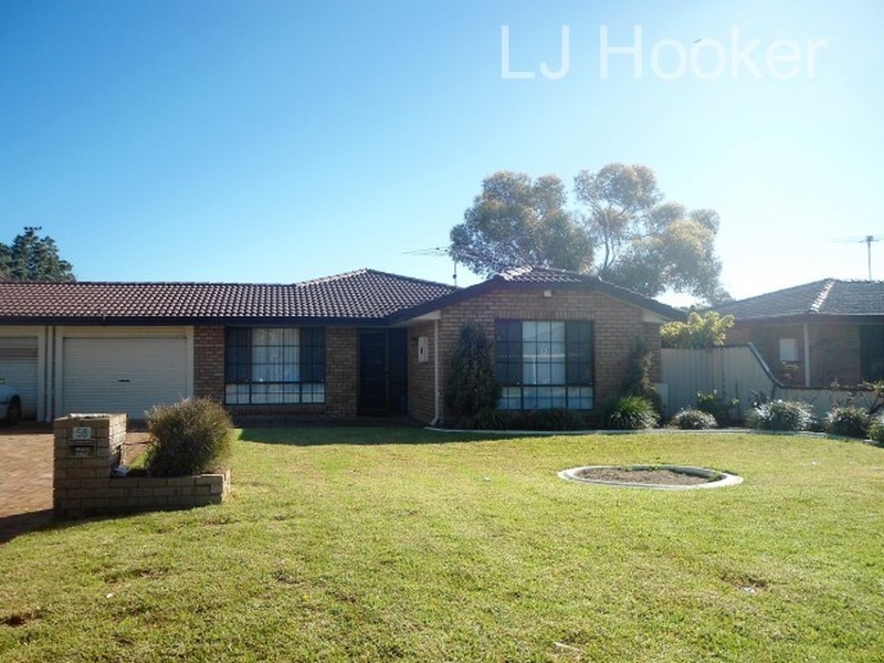 58 Stainer Avenue, Rockingham WA 6168
