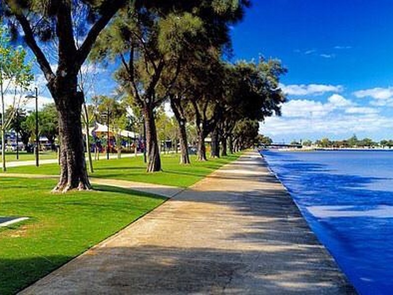 Unit 2/4 Peel Street, Mandurah WA 6210