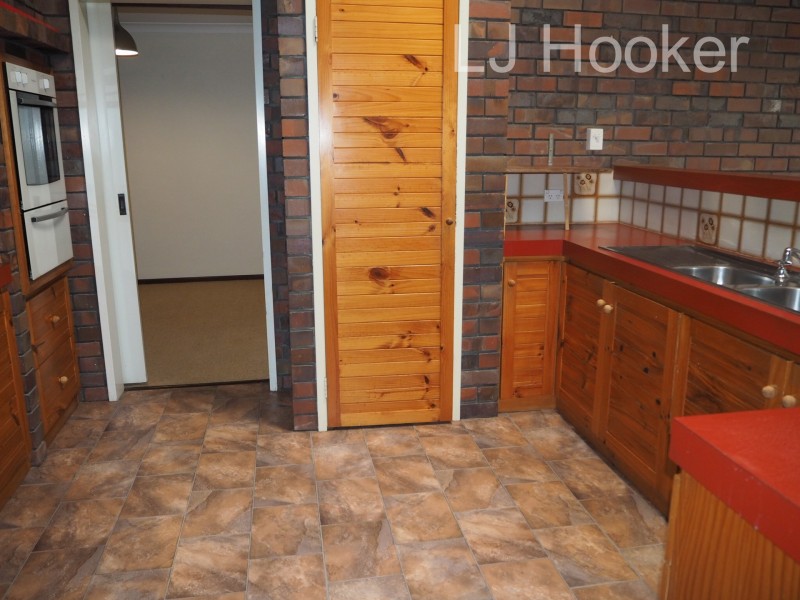 93 Donald Drive, Safety Bay WA 6169